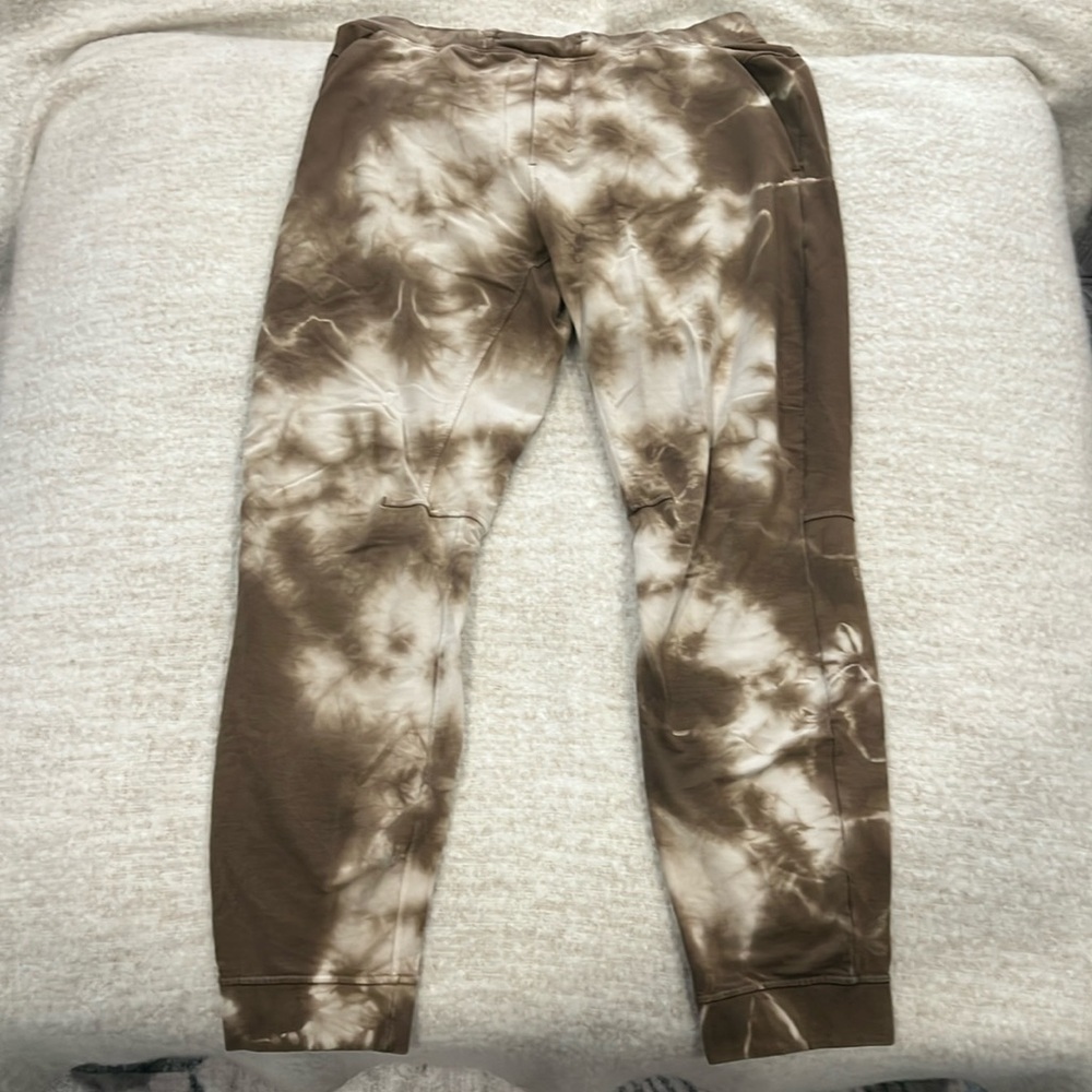 lululemon city sweat pullover hoodie & jogger set - Picture 2 of 6